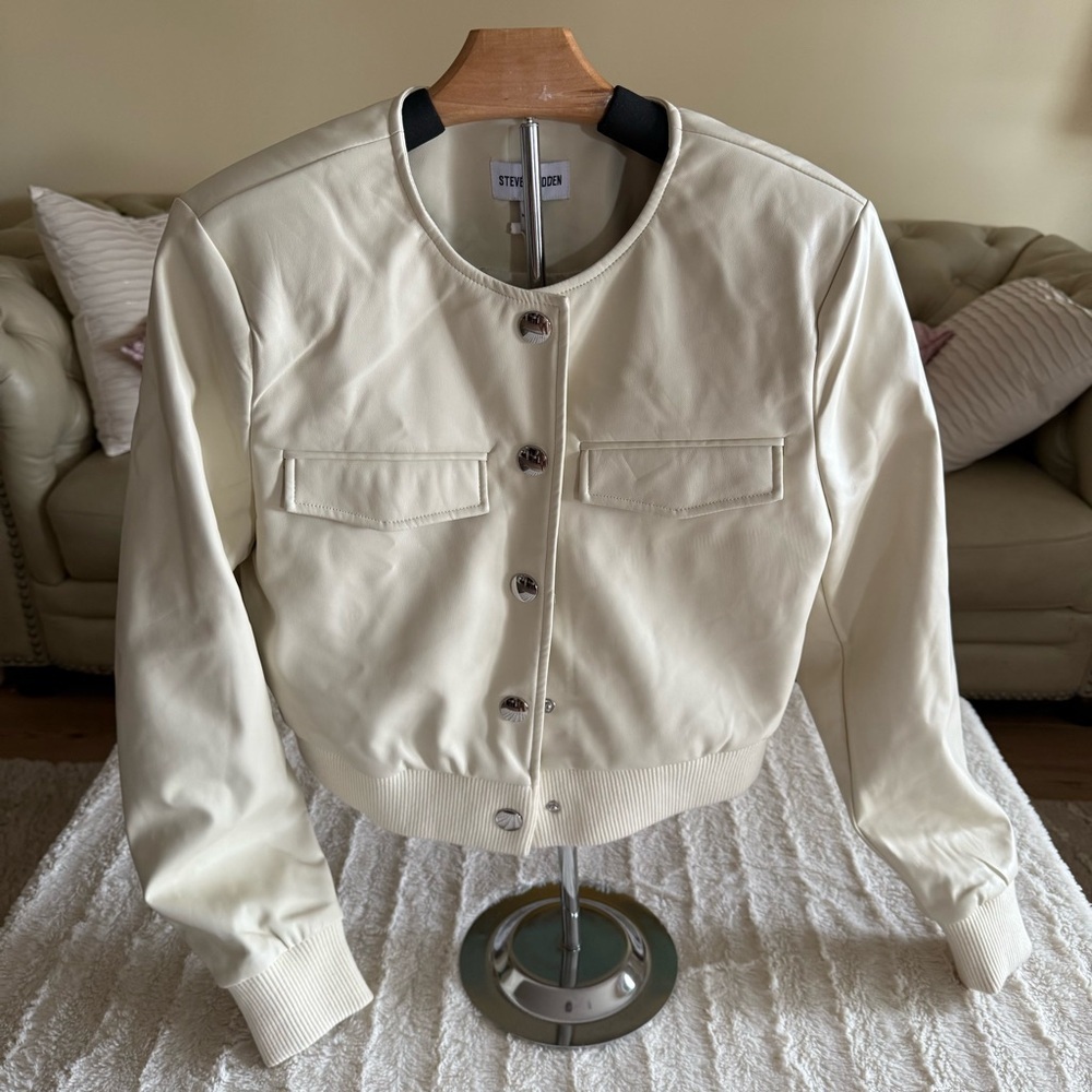 ⭐️Steve Madden Cream bomber Jacket - Picture 1 of 11